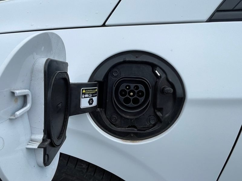 Photo 19 - Hyundai Ioniq