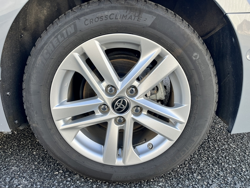 Photo 4 - Toyota Corolla Touring Spt