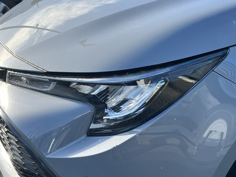 Photo 5 - Toyota Corolla Touring Spt