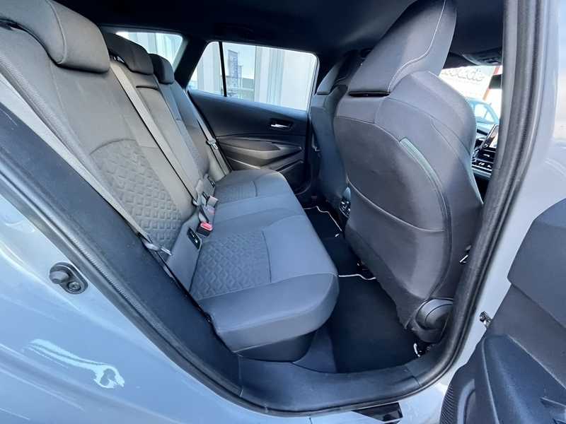 Photo 12 - Toyota Corolla Touring Spt