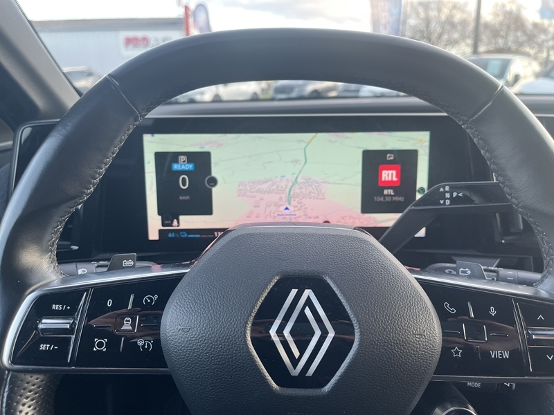 Photo 4 - Renault Megane V