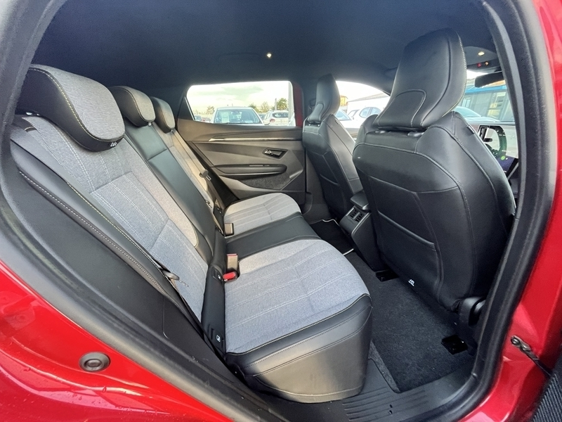 Photo 9 - Renault Megane V