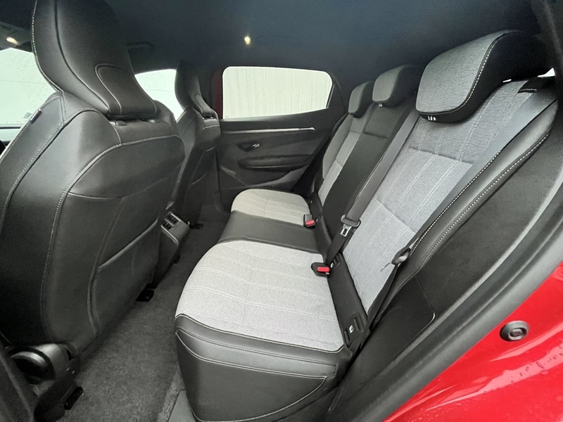 Photo 10 - Renault Megane V