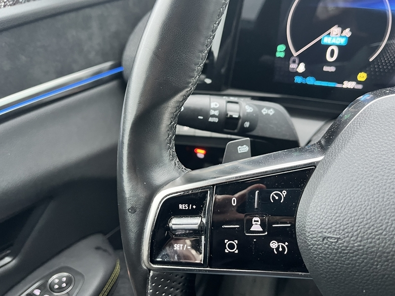 Photo 14 - Renault Megane V