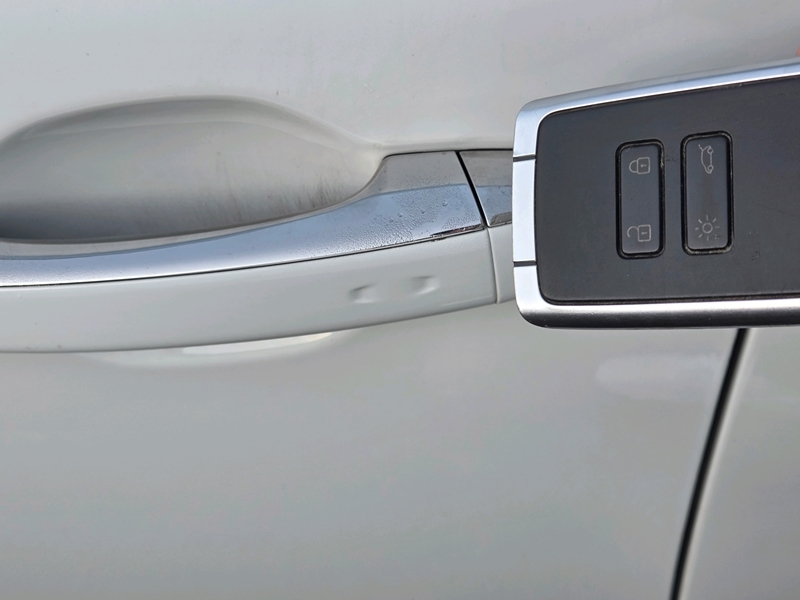 Photo 15 - Renault Megane IV