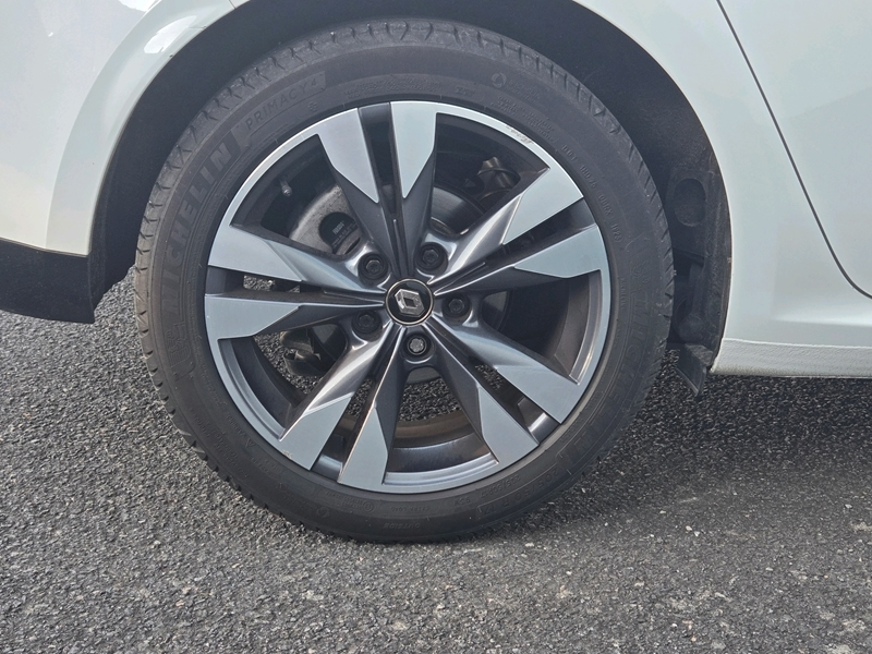 Photo 20 - Renault Megane IV