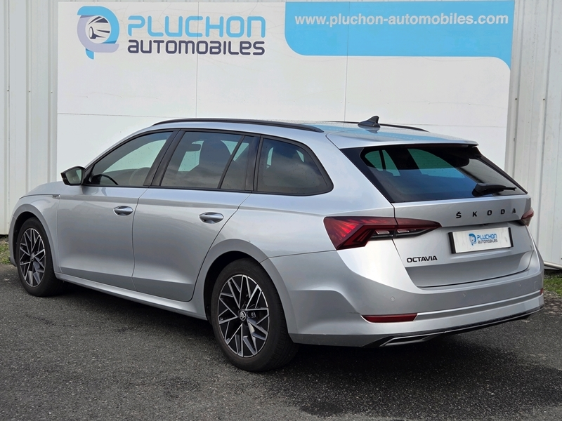 Skoda
                    Octavia Combi