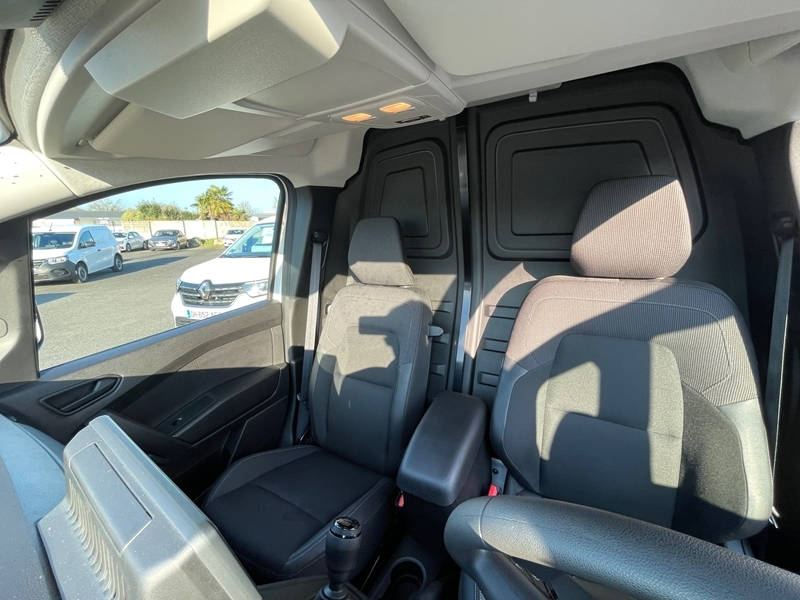 Photo 10 - Renault Kangoo Van