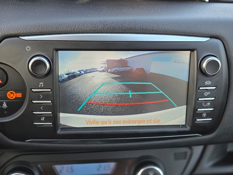 Photo 11 - Toyota Yaris