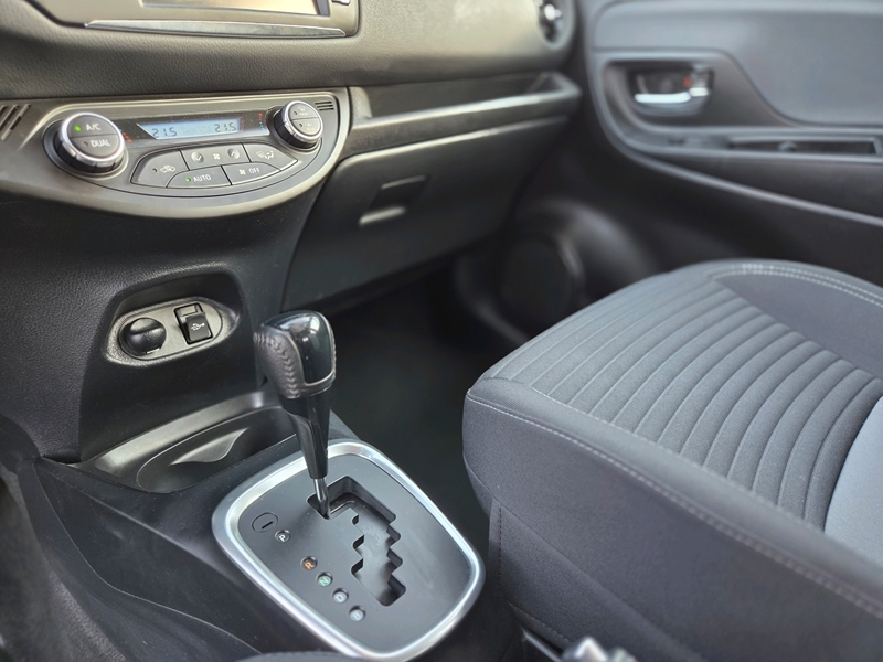 Photo 13 - Toyota Yaris