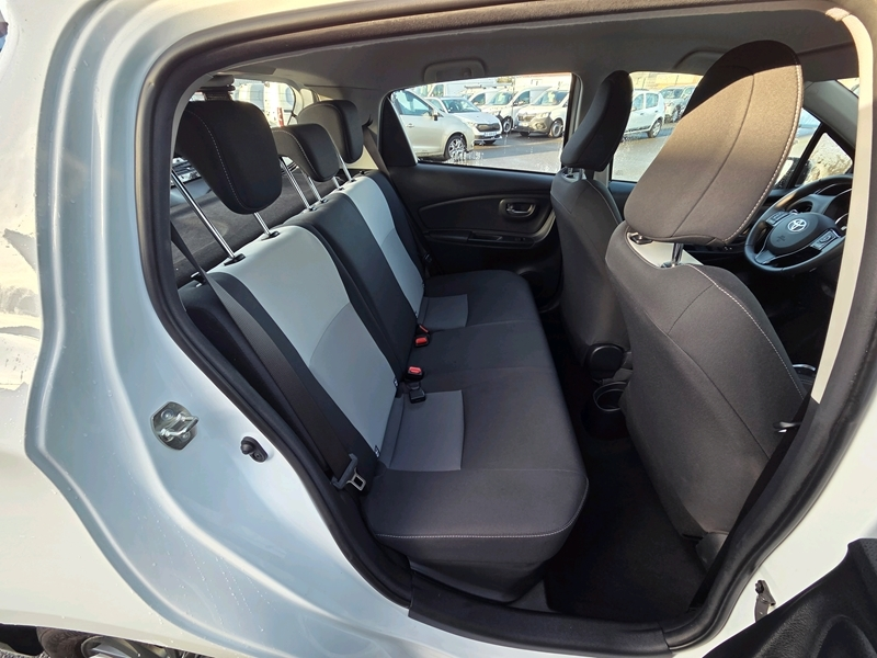 Photo 16 - Toyota Yaris