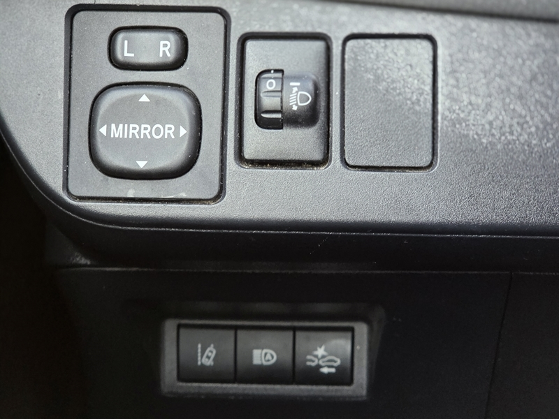 Photo 10 - Toyota Yaris