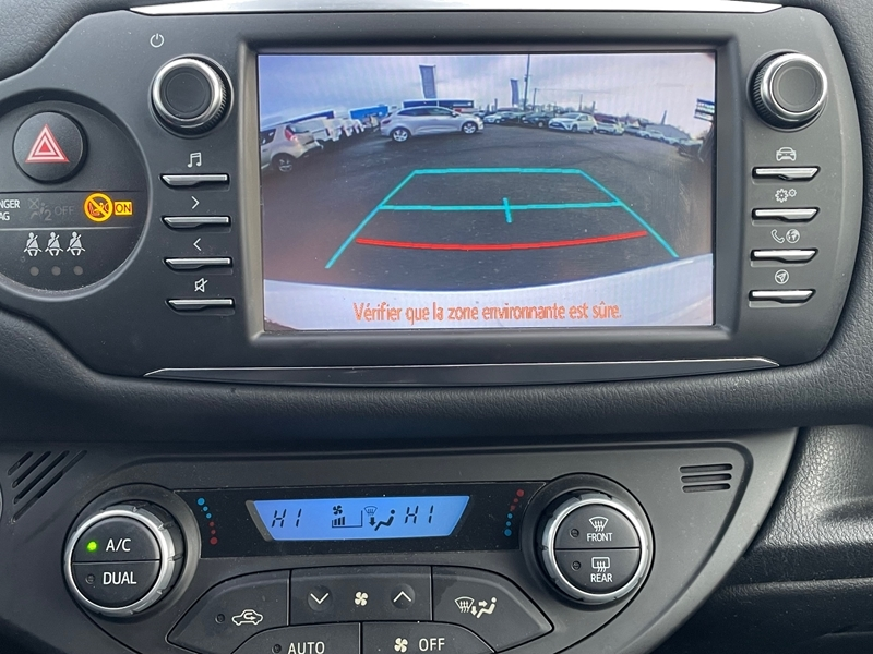 Photo 17 - Toyota Yaris