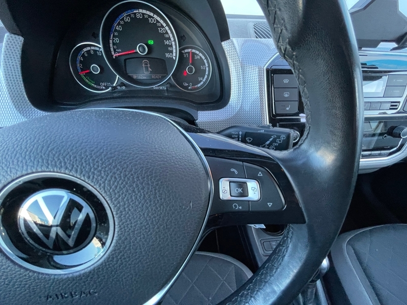 Photo 13 - Volkswagen E-Up!