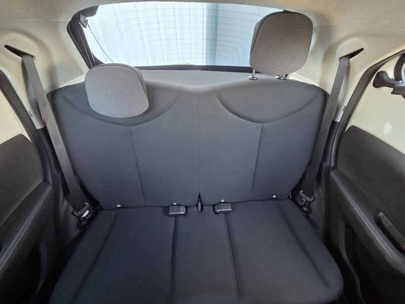 Photo 6 - Toyota Aygo