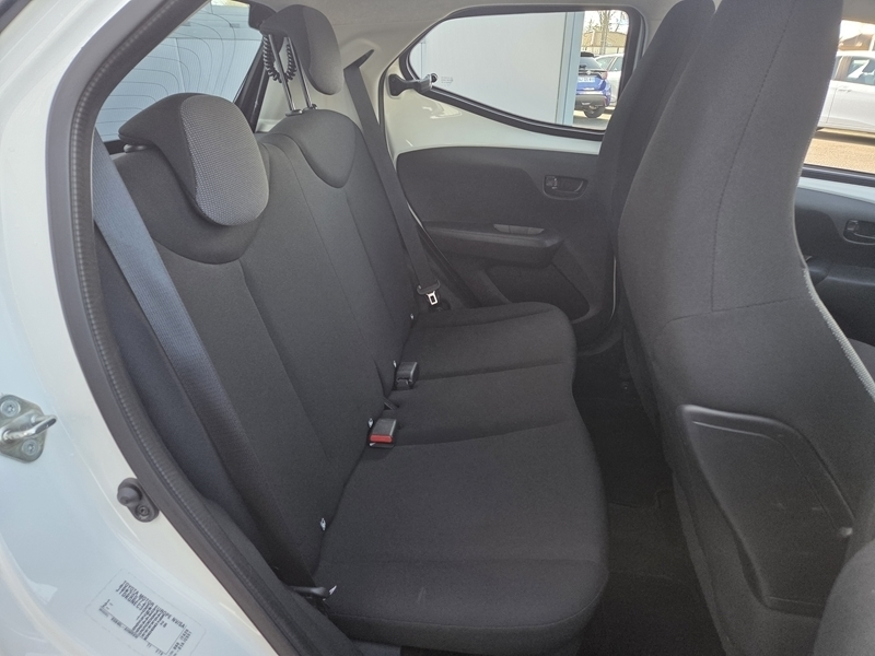 Photo 7 - Toyota Aygo