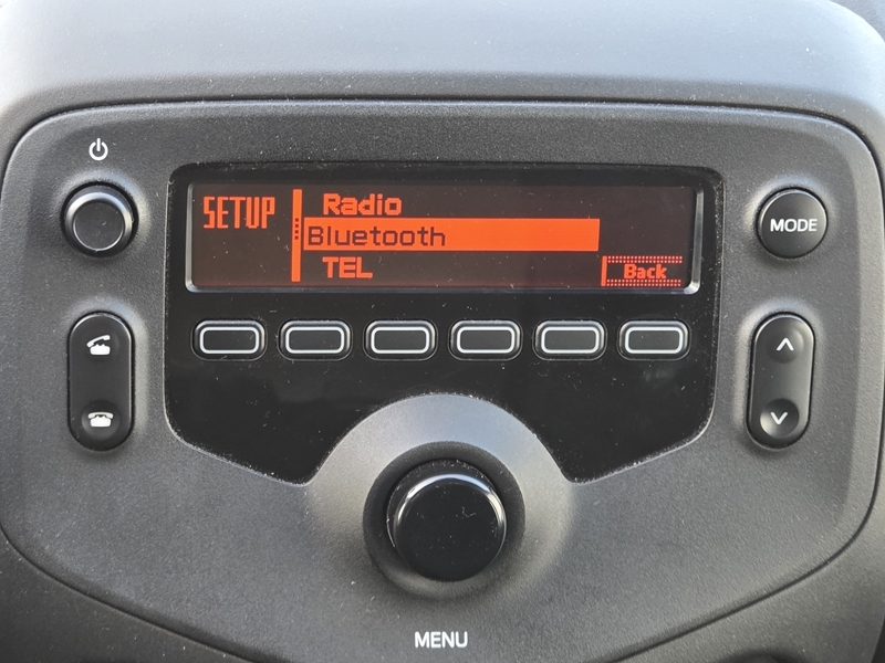 Photo 15 - Toyota Aygo