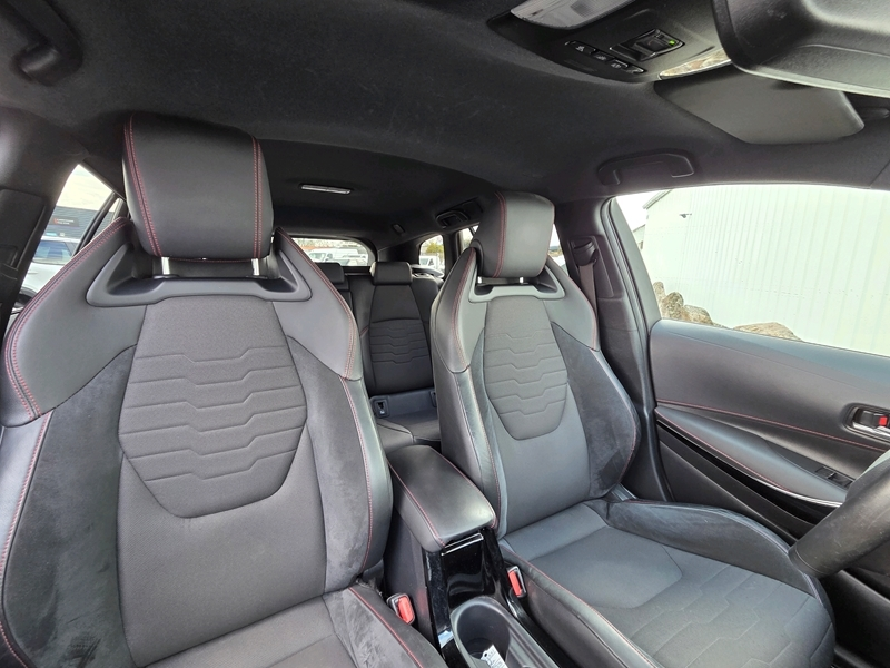 Photo 5 - Toyota Corolla Touring Spt