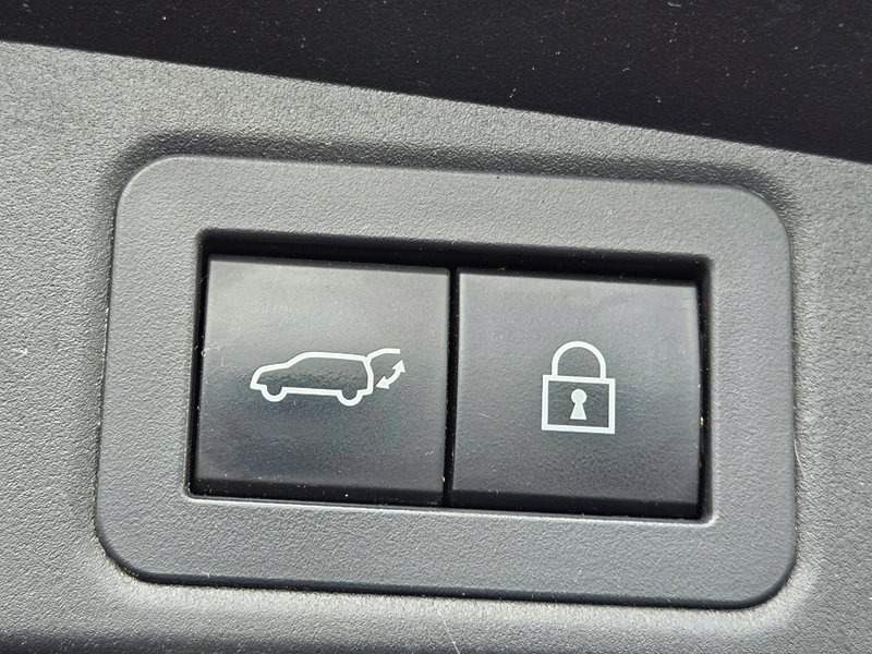 Photo 14 - Toyota Corolla Touring Spt