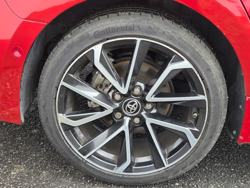 Photo 19 - Toyota Corolla Touring Spt