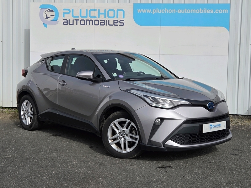 Toyota
                        C-HR