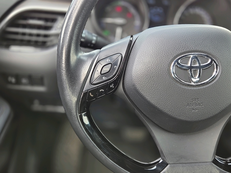 Photo 4 - Toyota C-HR