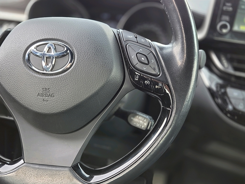 Photo 5 - Toyota C-HR