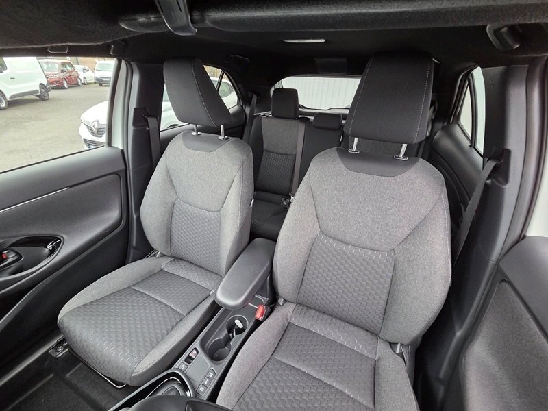 Photo 13 - Toyota Yaris Cross