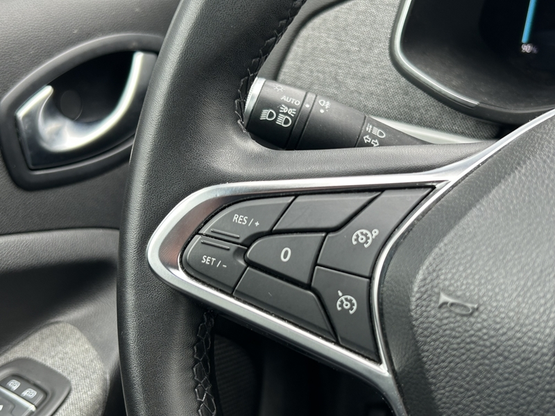 Photo 8 - Renault Zoe