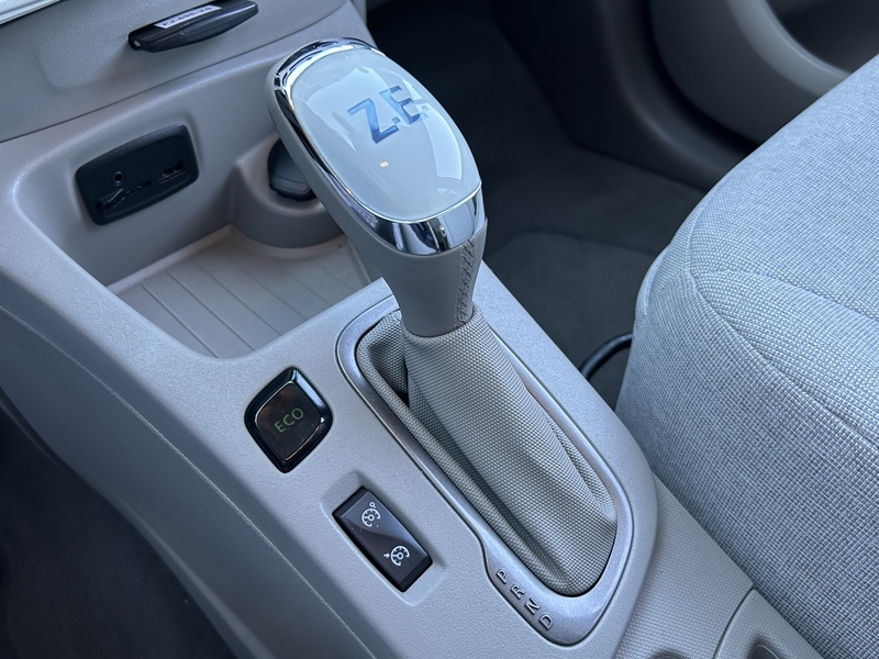 Photo 8 - Renault Zoe