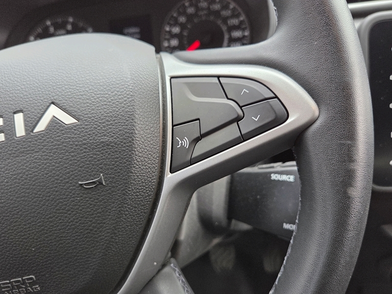 Photo 7 - Dacia Duster