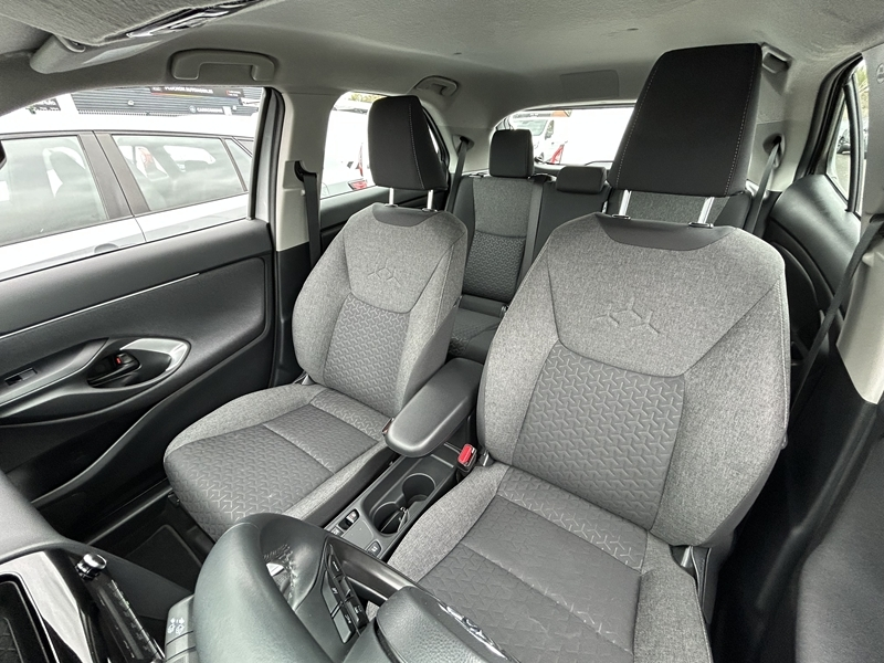 Photo 5 - Toyota Yaris Cross