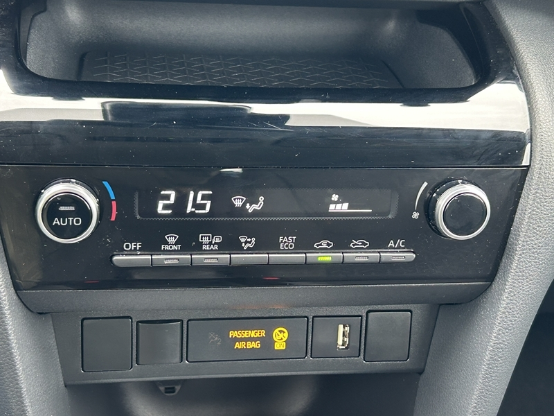 Photo 12 - Toyota Yaris Cross