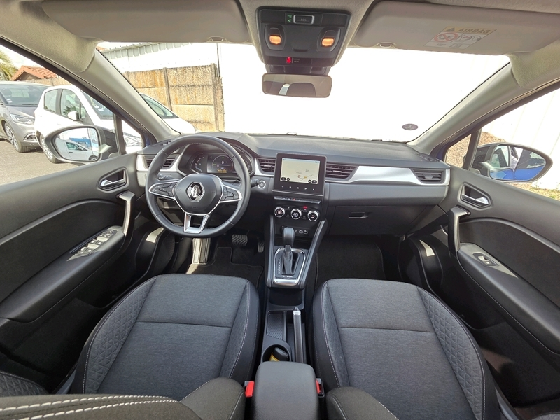 Renault
                    Captur II