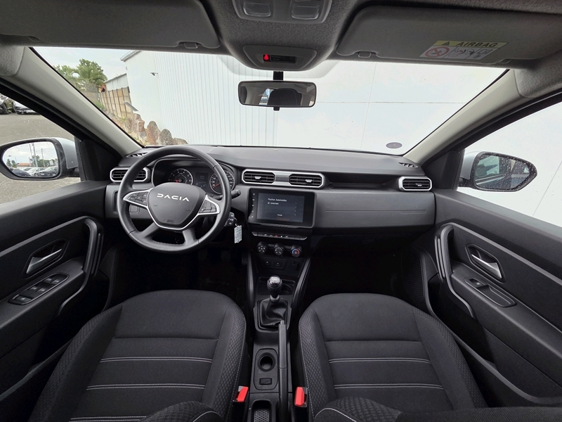Dacia
                    Duster