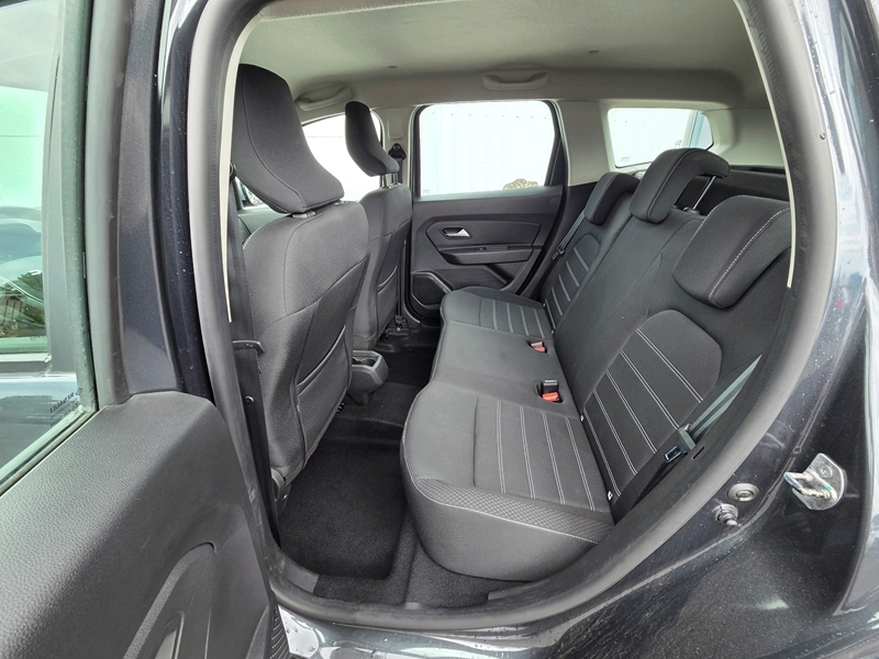 Photo 6 - Dacia Duster