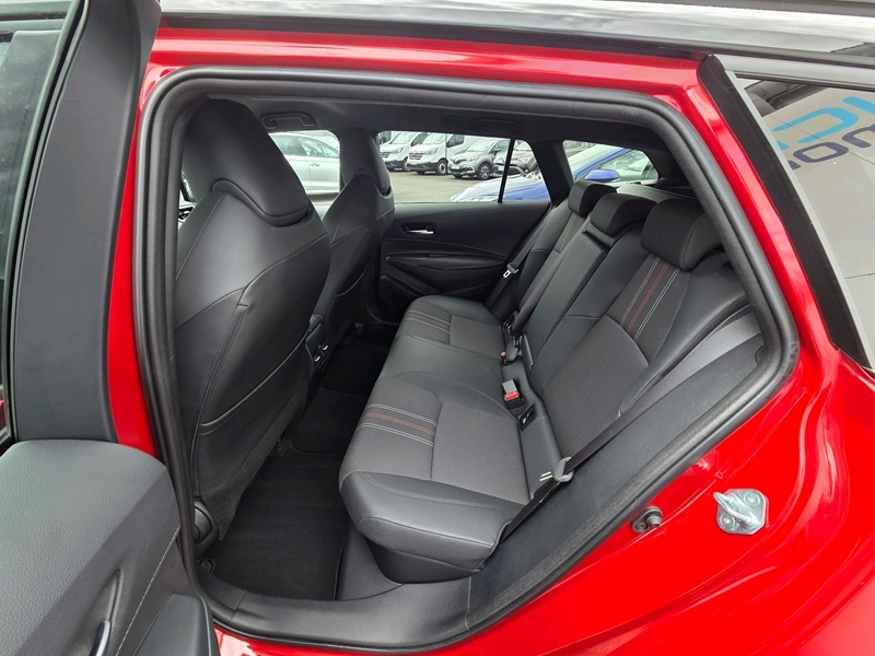 Photo 14 - Toyota Corolla Touring Spt