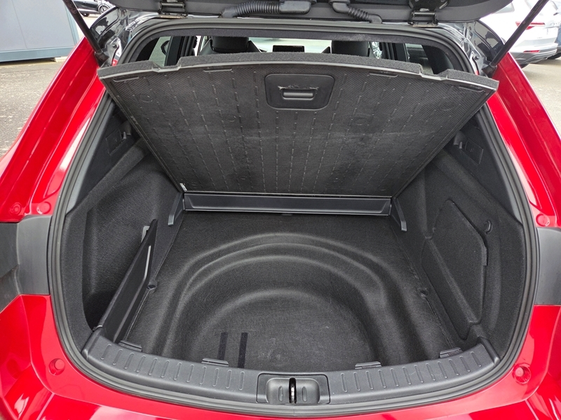 Photo 16 - Toyota Corolla Touring Spt