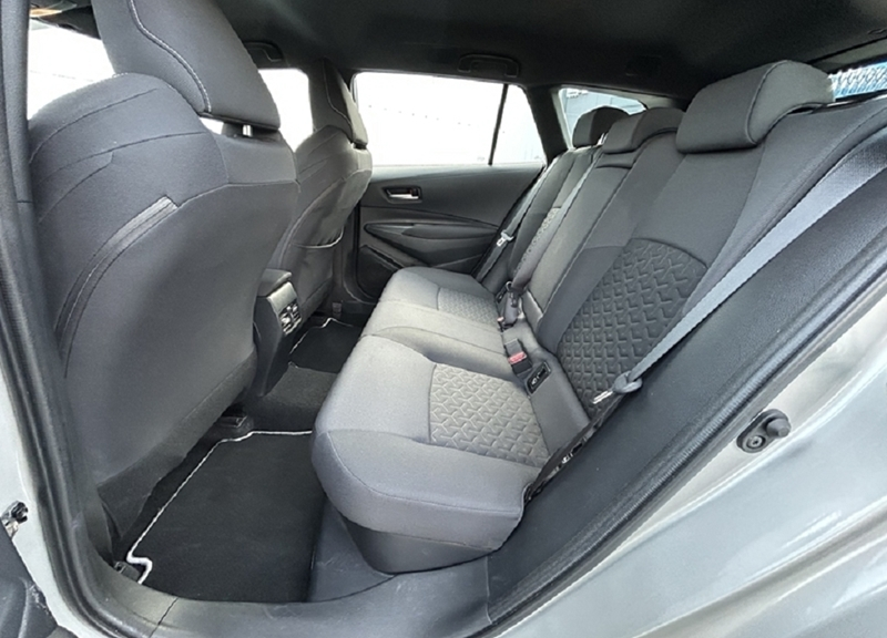 Photo 13 - Toyota Corolla Touring Spt
