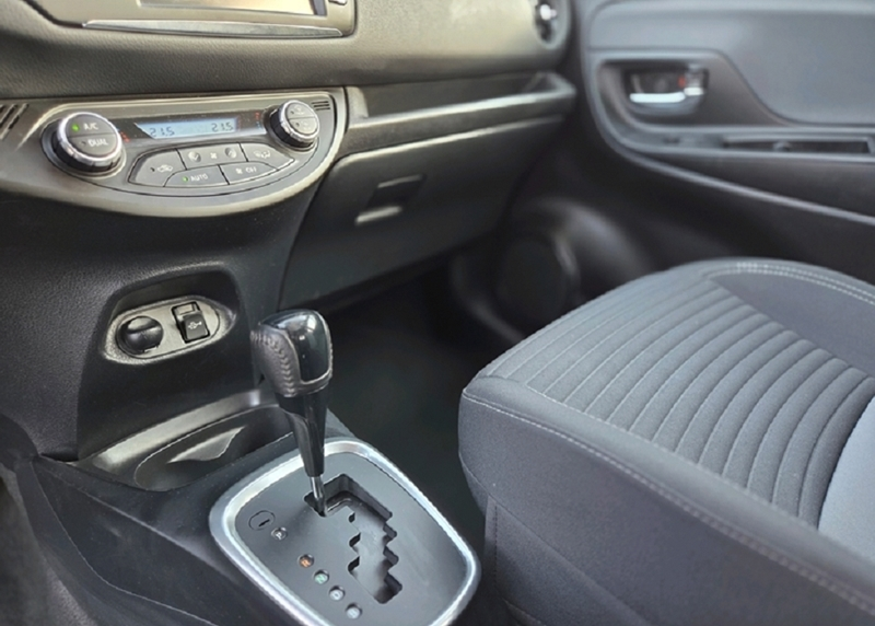 Photo 10 - Toyota Yaris