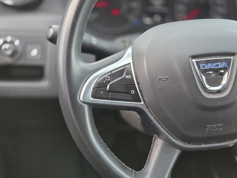 Photo 6 - Dacia Duster