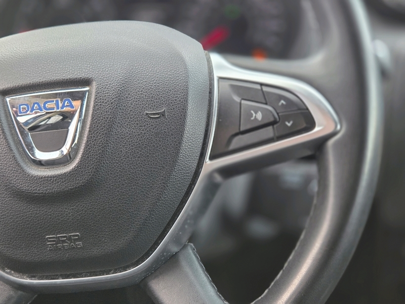 Photo 7 - Dacia Duster