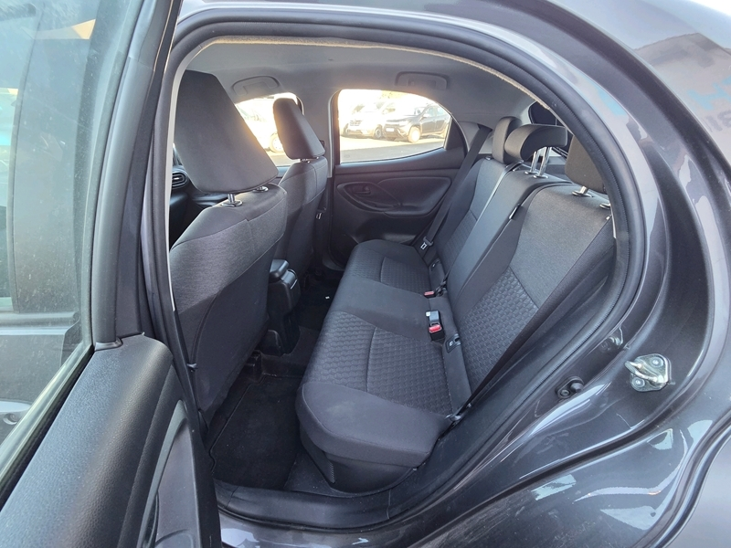 Photo 13 - Toyota Yaris