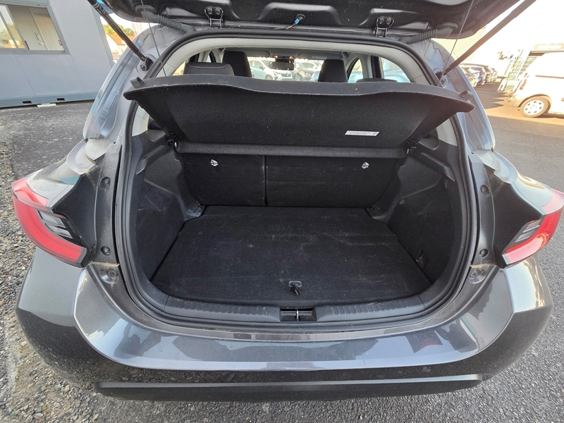 Photo 15 - Toyota Yaris