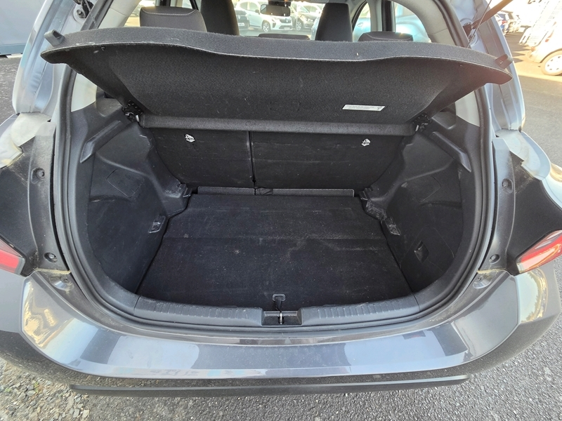Photo 16 - Toyota Yaris